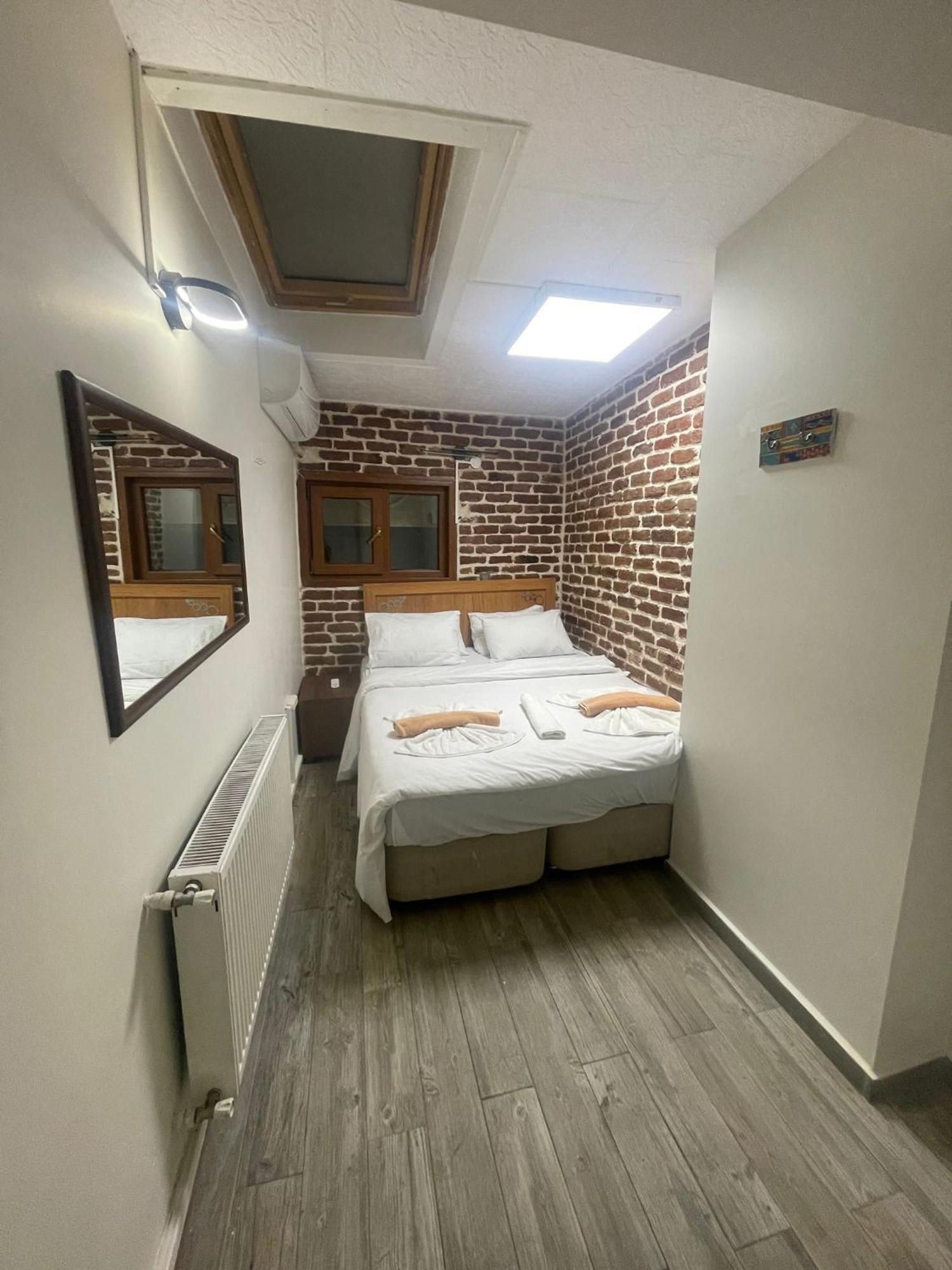 Grand Bella Vista Hostel Istanbul Ngoại thất bức ảnh