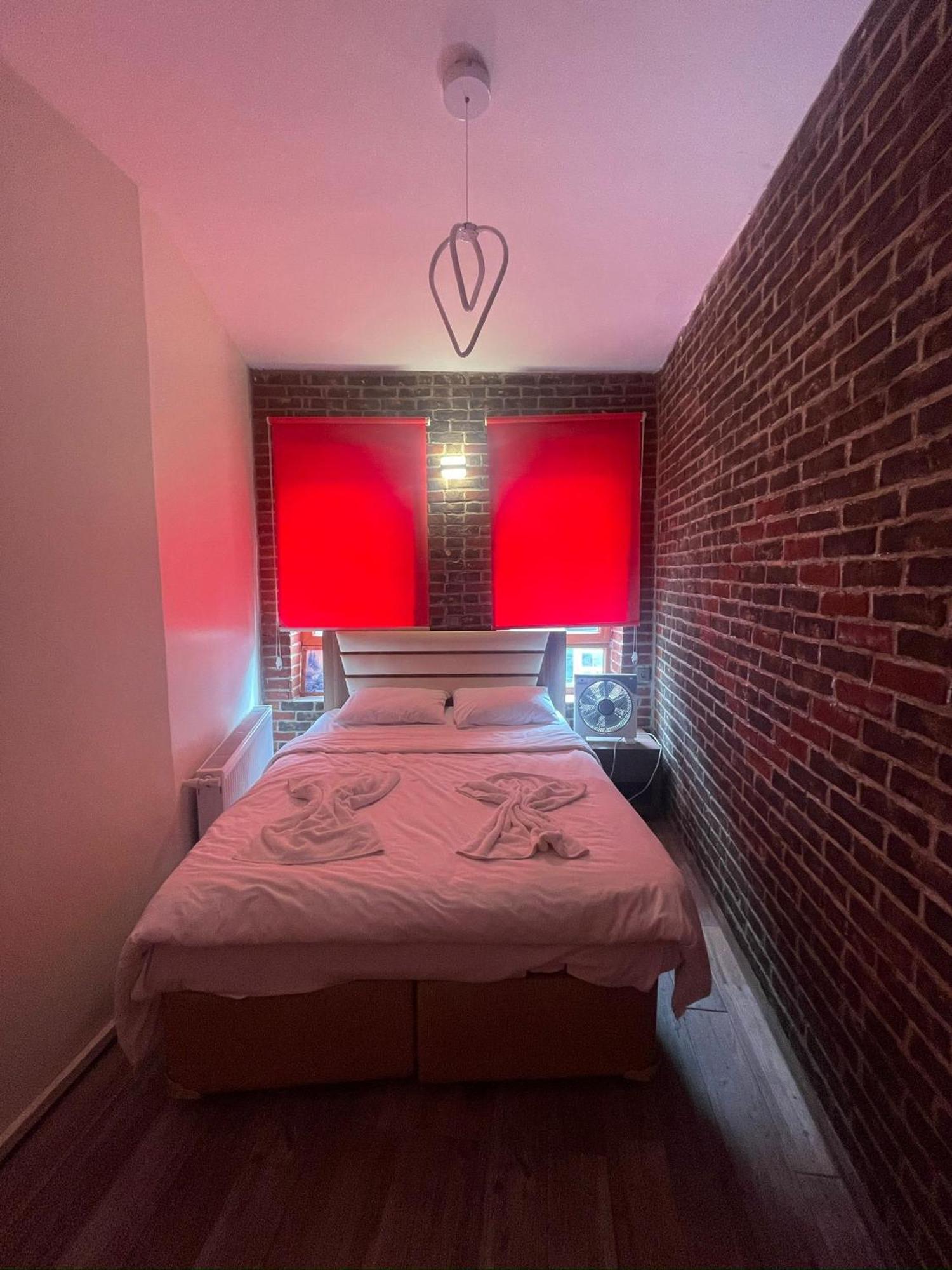Grand Bella Vista Hostel Istanbul Ngoại thất bức ảnh